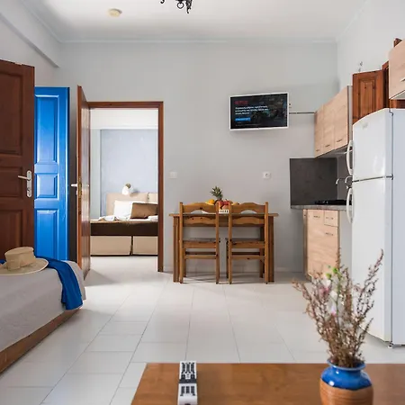 Aparthotel Anezina Villas Perissa (Santorini)