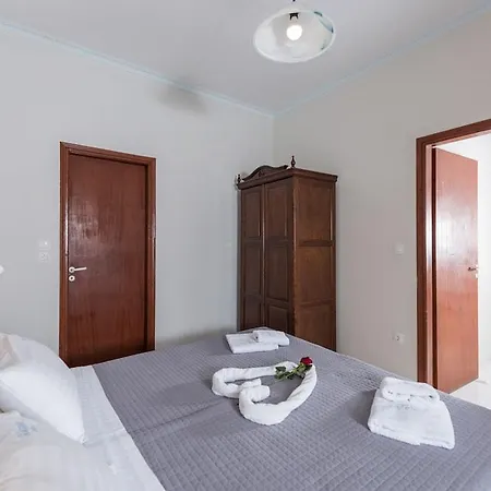 Anezina Villas 2*