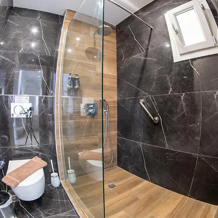 Aparthotel Anezina Perissa (Santorini)